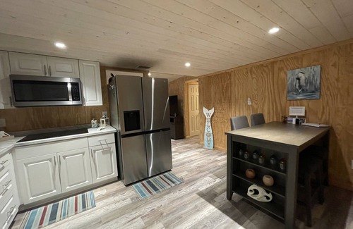 Crystal River House | “ A Fisherman’s Paradise Waterfront Retreat with World-Class Fishing”
