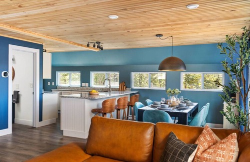 West Branch Cabin | A-Frame Escape | Hot Tub, Lake Views, Game Room