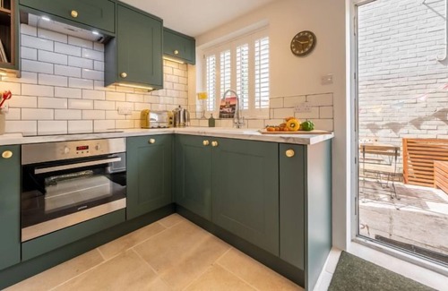 East Rudham Cottage | A gorgeous little cottage tucked away in a peaceful village.