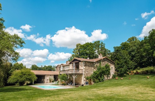 La Boissiere-en-Gatine House | A haven of peace in a restored mill