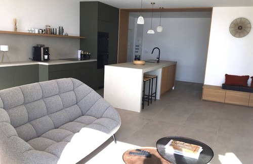 Corse-du-Sud Apartment | A haven of peace with careful design facing the gulf