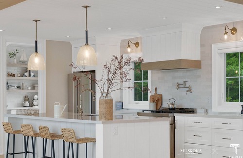 Georgian Bay House | A luxurious cottage rental nestled on the picturesque shores of Gloucester Pool.