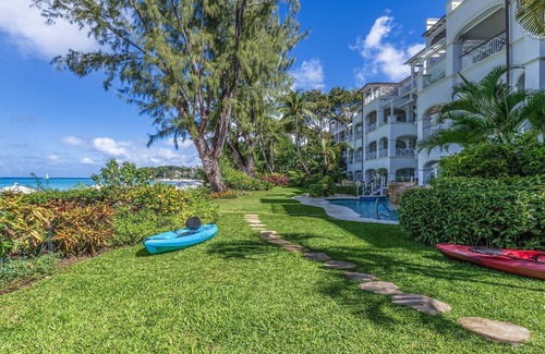 Old Trees Bay Apartment | A Luxury Beachfront 3 Bedroom Apartment With Stunning Sea Views On Paynes Bay