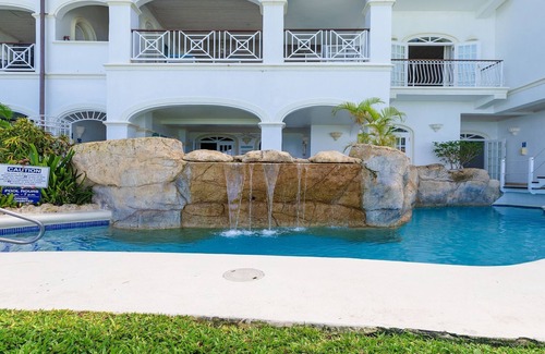 Old Trees Bay Apartment | A Luxury Beachfront 3 Bedroom Apartment With Stunning Sea Views On Paynes Bay