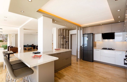 Kalkan Villa | A Maginificent South Facing Villa w/Heated Infinity Pool And Stunning Sea Views