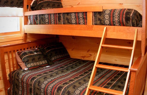 Lake George Cabin | A Memorable Vacation On The Shores of Lake George!