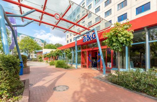Hohenschoenhausen Hostel | a&o Berlin Kolumbus