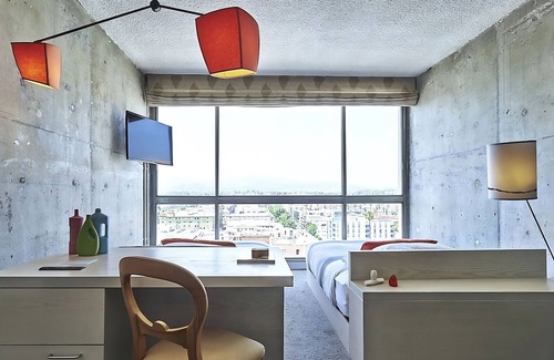 Wilshire Center Hotel | A Paradise-Like Escape! 4 Classy Units, Hills View, Outdoor Pool, Pets Allowed