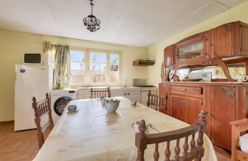 Andernos-les-Bains Ski Chalet | A peaceful stopover for 4 in Andernos-les-Bains