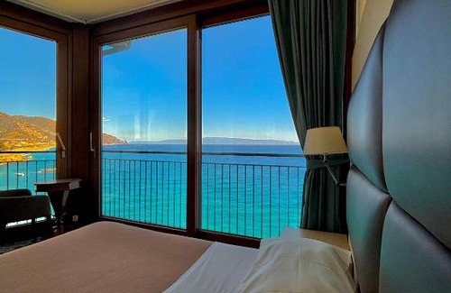 Mazzaro Apartment | A Picco sul Mare