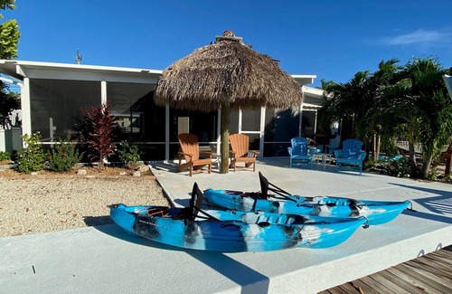 Key Colony Beach House | A piece of paradise! Adorable 2 bedroom, 2 bathroom canal front half duplex
