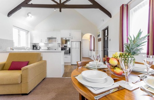 Milton Damerel House | A quiet haven in the heart of North Devon with a variety of elegant rooms.