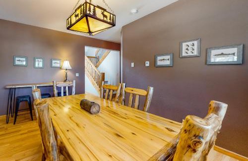 South Fork House | A River Runs Near It
