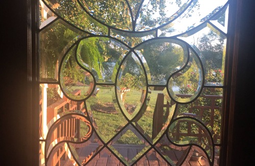 Owensboro Cottage | A Riverfront Honeymoon Retreat ~ Incredible Views Of The River!
