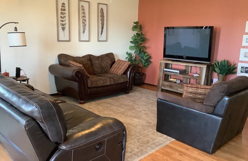 Pendleton House | A roomy quiet private duplex. Located on a cul de sac area with limited traffic