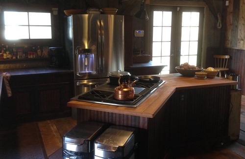 South Londonderry House | A Rustic Barn & Camper - Cassic VT Beauty with a Ralph Lauren touch!