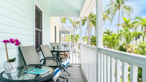 Truman Annex House | A Siesta Bay by AvantStay Key West Walkable Gated Community Shared Pool Week Long Stays Only