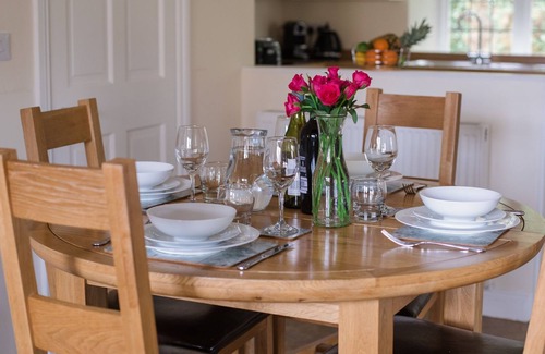 Winchcombe Cottage | A sudeley castle cottage that sleeps 6 guests in 2 bedrooms