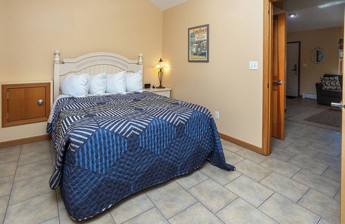 Michigan City Hotel | A Suite Place .5 mi from Beach