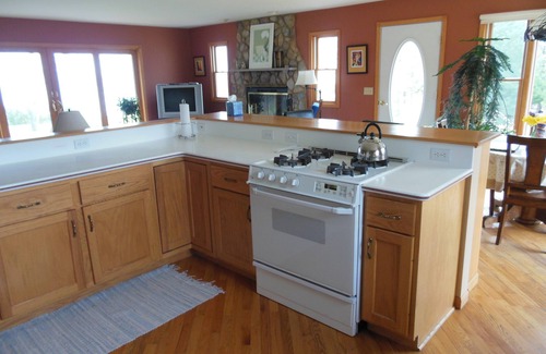 Forestville House | A Tranquil Bluff Retreat Overlooking Lake Huron