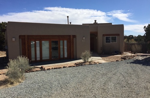 Eldorado at Santa Fe House | A Unique Artisan/Yogi Home in Eldorado, Santa Fe