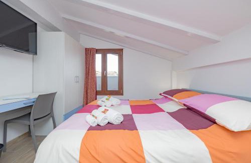 Cesate Apartment | A10 Arcobaleno AMPIO MONOLOCALE Rho Fiera -Como lago - MXP