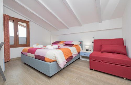 Cesate Apartment | A10 Arcobaleno AMPIO MONOLOCALE Rho Fiera -Como lago - MXP