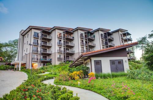 Playa Conchal House | A10- Roble Sabana 201