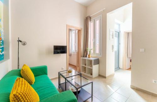 Piraeus Apartment | A2 Porto Living
