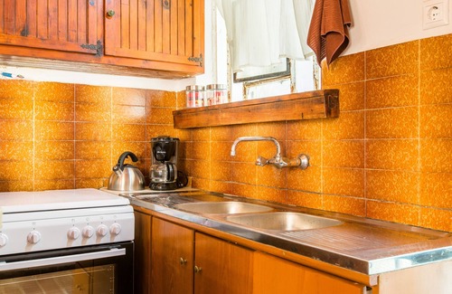 Kamisiana House | Aadonis Villa