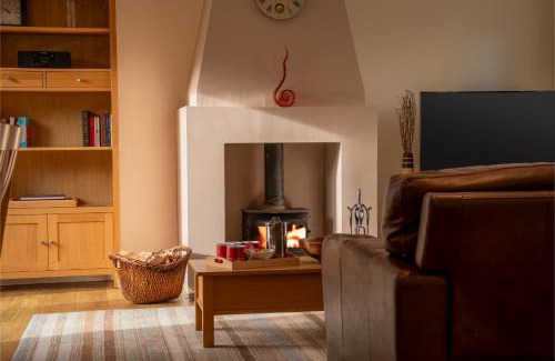 Fort Augustus House | Abbey Holidays Loch Ness Luxury Self Catering 2 Bedroom Cottages
