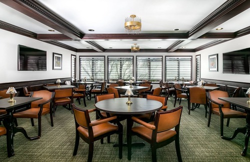 Valparaiso Apartment | Abbotsford Suite at Aberdeen