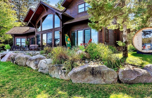 Crosslake House | Above & Beyond Homes - RE/MAX Results