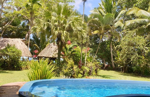 Savusavu Cottage | Absolute Beachfront Holiday Cottage with Private Saltwater Pool on Savusavu Bay