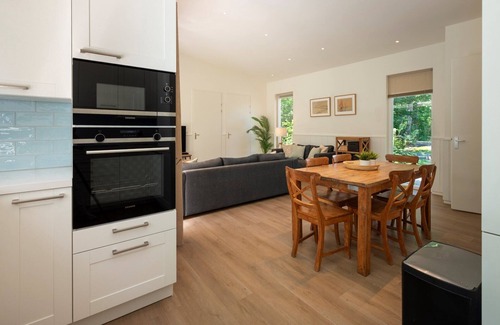 Nieuw-Haamstede House | Acacialaan 7 holiday in comfortable holidayhome located in nature
