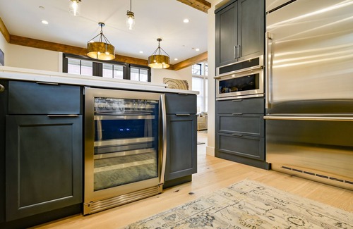 Crested Butte Cottage | Academy Place | Fairy Slipper
