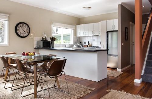 Daylesford House | Accolade -3 bedroom, close to Lake Daylesford