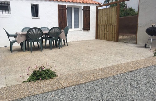 Beauvoir-sur-Mer House | Accommodation 15 min from the beach