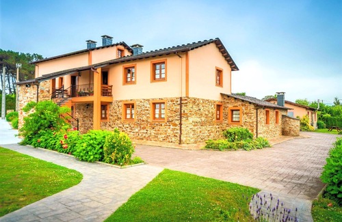 Serantes Apartment | Accommodation with a view in "Apartamentos Navalin".