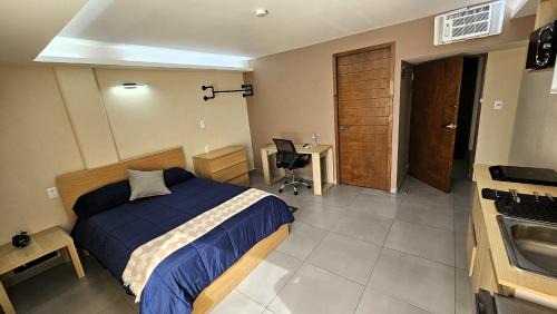 Cuautitlan Izcalli Apartment | ACEQUIA Master Suites BLACK & WHITE