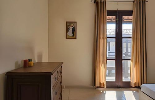 Itauna House | Acesso a Praia com Área Gourmet