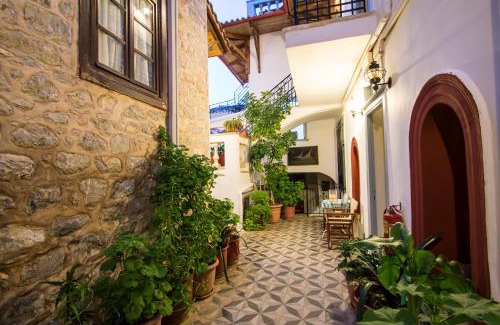 idhra House | Achilleas Pension