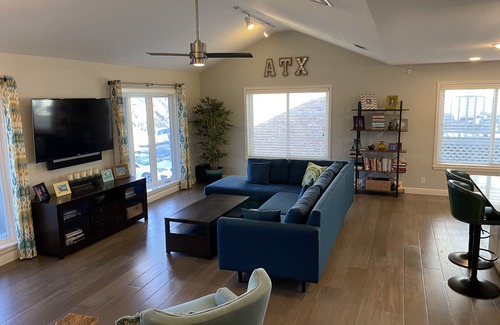 Barton Hills House | ACL Zilker-Barton Springs-Downtown-Walking Distance to Everything!