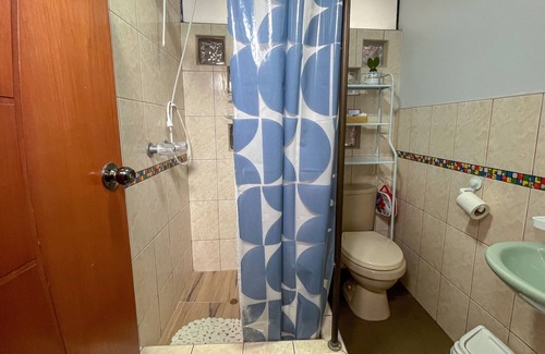 Los Olivos Apartment | ACOGED APT A 20min Airport