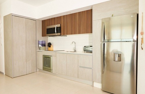 Jaco Condo | Acogedor apartamento de playa con vista al lago y