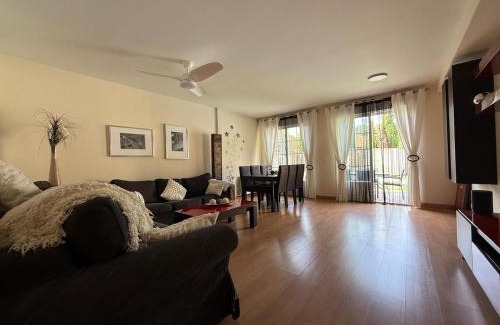 Sotillo de la Adrada House | Acogedor chalet con jardín ideal para desconectar