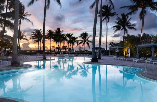 Marathon Apartment | ADA Family Room | Resort Perks | No Hidden Fee