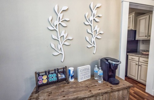 Wilmington Apartment | Ada's Midtown Garden