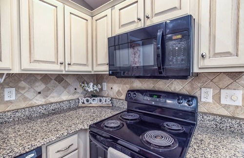 Wilmington Apartment | Ada's Midtown Garden