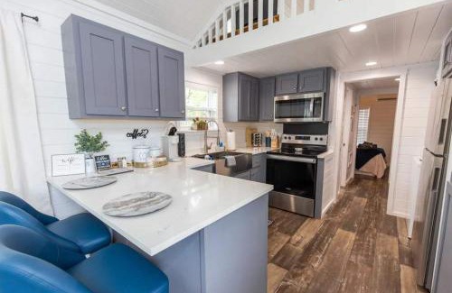 Dover House | Adam & Shirley's Place 109